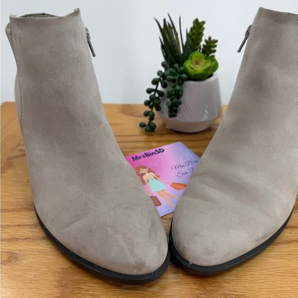 ECCO 9 Women's Shape 55 western ankle booties in taupe nubuck.